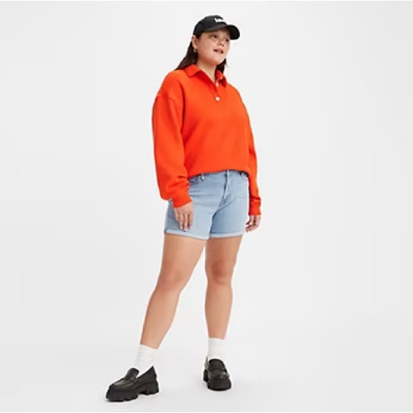 Levi’s Light Wash Mid Rise Mid Length Shorts in Oahu Clouds Size 27 - Picture 4 of 12